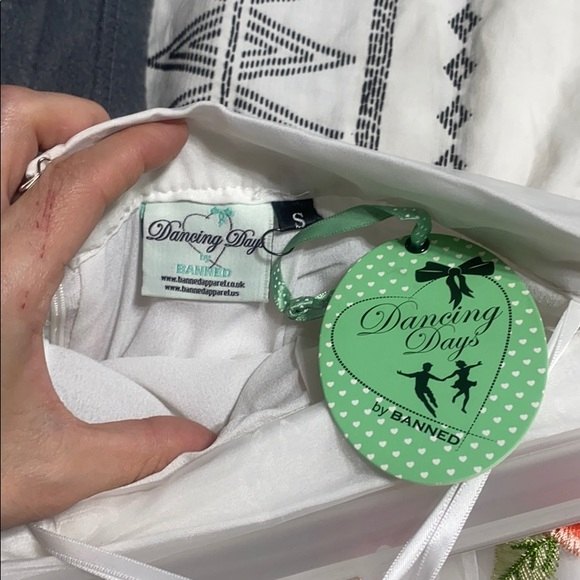 RARE embroidered midi skirt from Dancing Days by Banned, sold on ModCloth - Picture 4 of 10